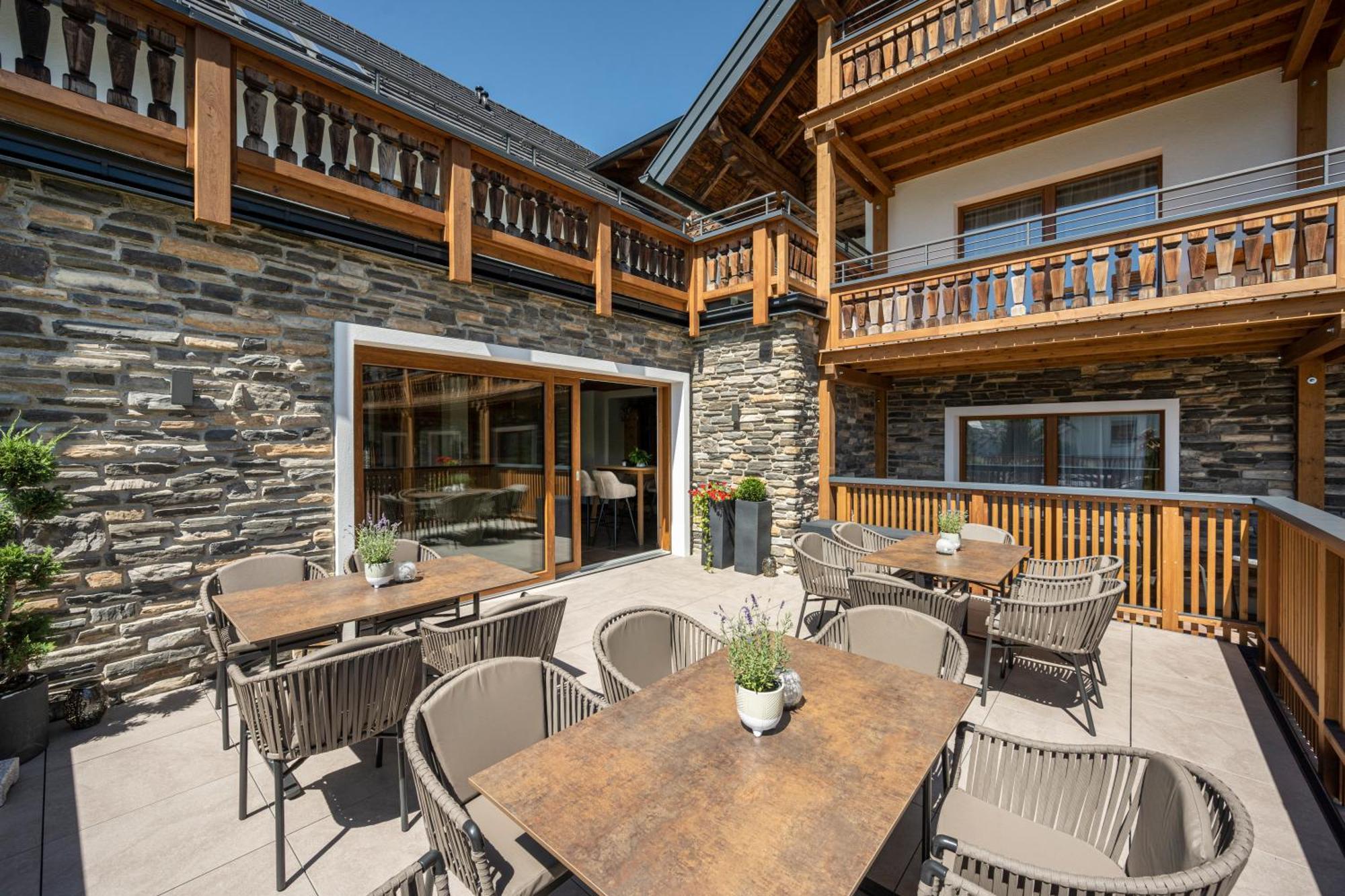 Hotel Haus Lungau Mauterndorf  Bagian luar foto