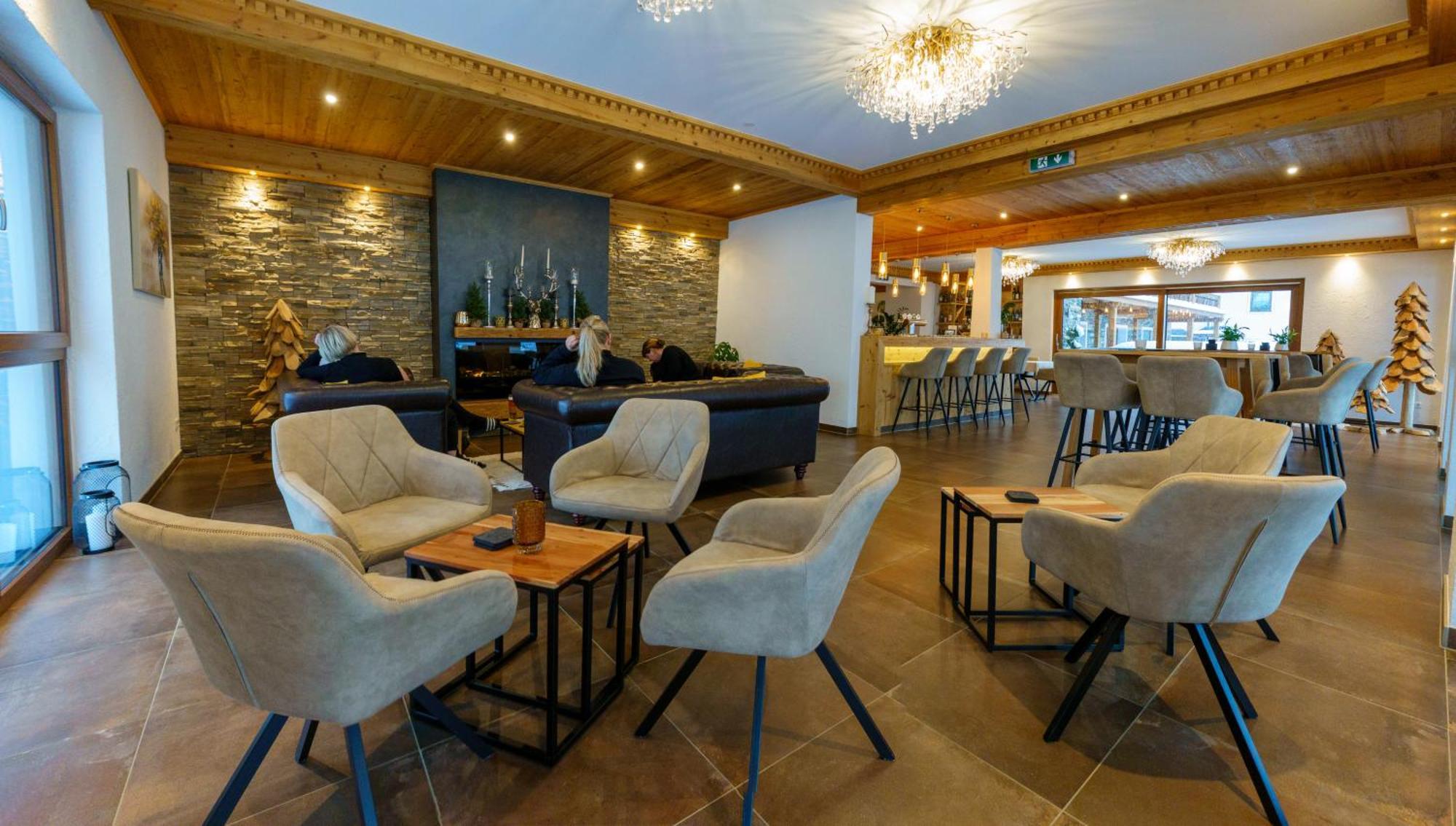Hotel Haus Lungau Mauterndorf  Bagian luar foto