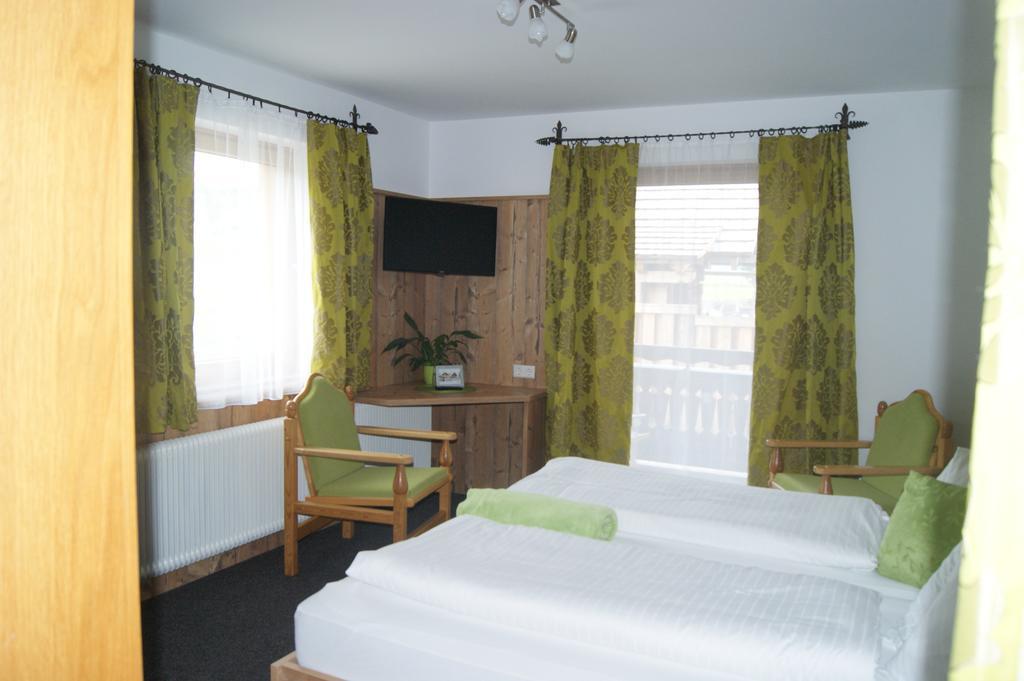 Hotel Haus Lungau Mauterndorf  Bagian luar foto