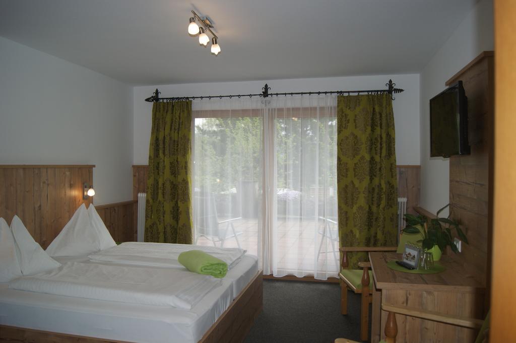Hotel Haus Lungau Mauterndorf  Bagian luar foto